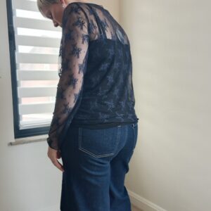 Nina kanten top donkerblauw - Afbeelding 3