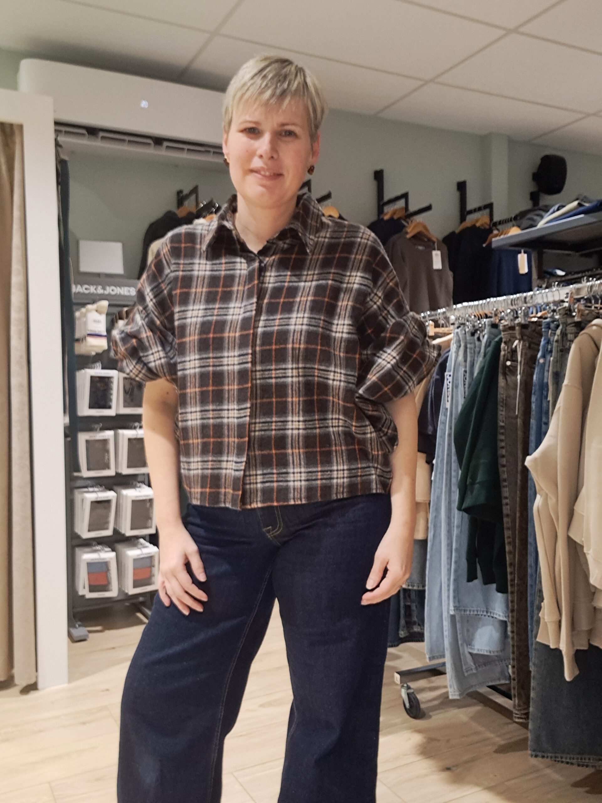 Julie blouse bruin met oranje en blauw
