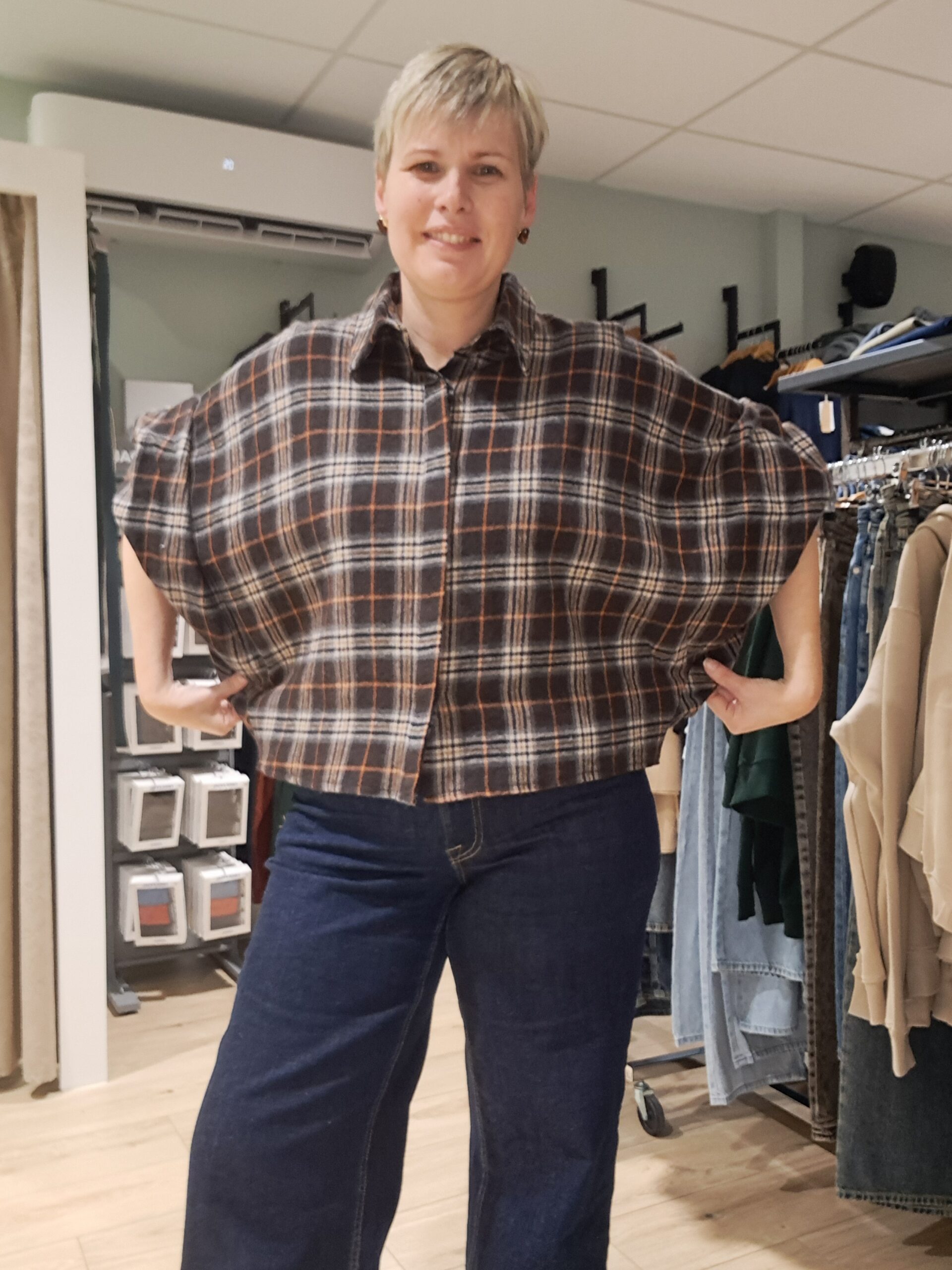 Julie blouse bruin met oranje en blauw - Afbeelding 5