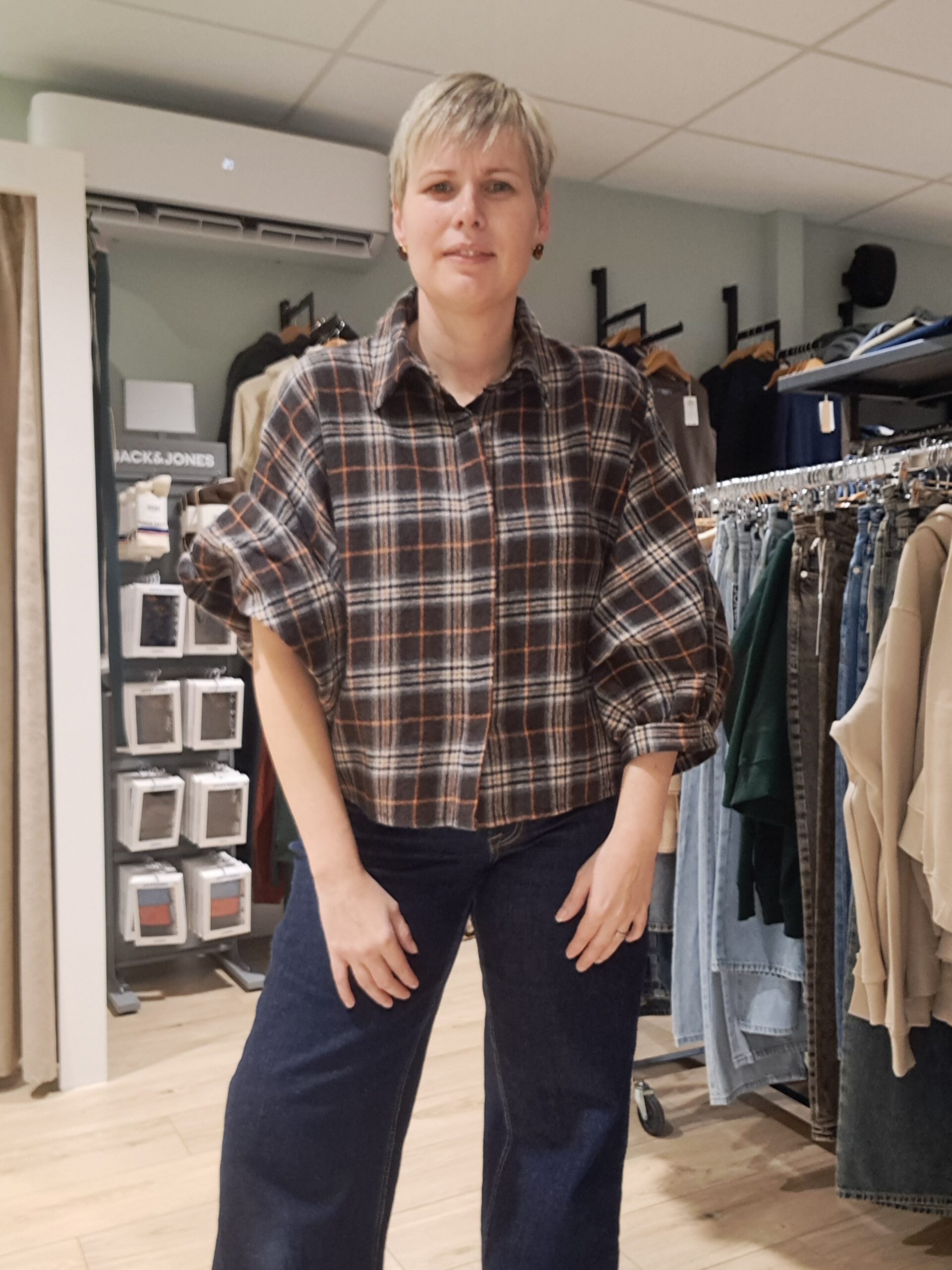Julie blouse bruin met oranje en blauw - Afbeelding 7