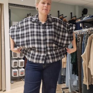 Julie blouse Zwart - Afbeelding 5